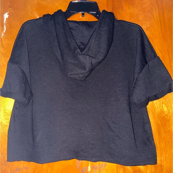 Crop Hooded Sweatshirt - Picture 3 of 7